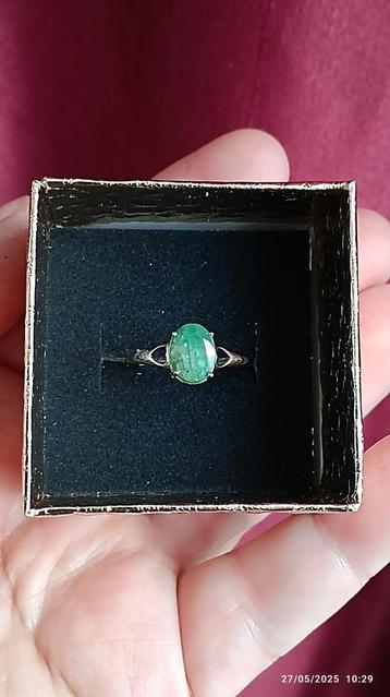 Sterling zilveren ring met Zambiaanse smaragd  beschikbaar voor biedingen