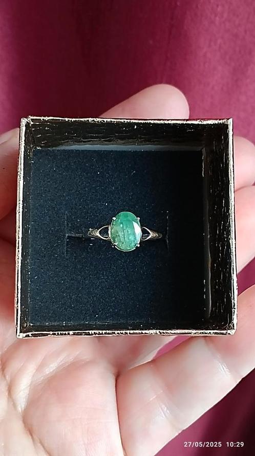 Sterling zilveren ring met Zambiaanse smaragd, Handtassen en Accessoires, Ringen, Nieuw, Dame, Zilver, Zilver, Met edelsteen, Ophalen of Verzenden