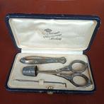 Massief zilver naaiset Wolfers 0.800, Antiek en Kunst, Ophalen of Verzenden, Zilver