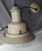 Uccelo scheepslamp, Ophalen
