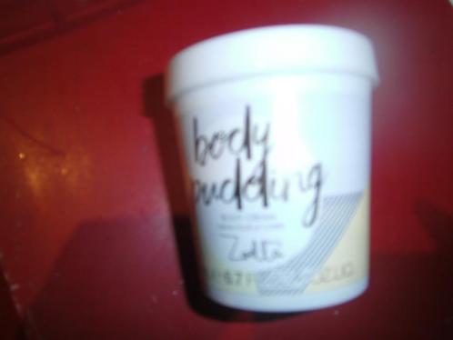 body pudding zoella vernis à ongles PN gommage corporel baum, Bijoux, Sacs & Beauté, Beauté | Cosmétiques & Maquillage, Maquillage