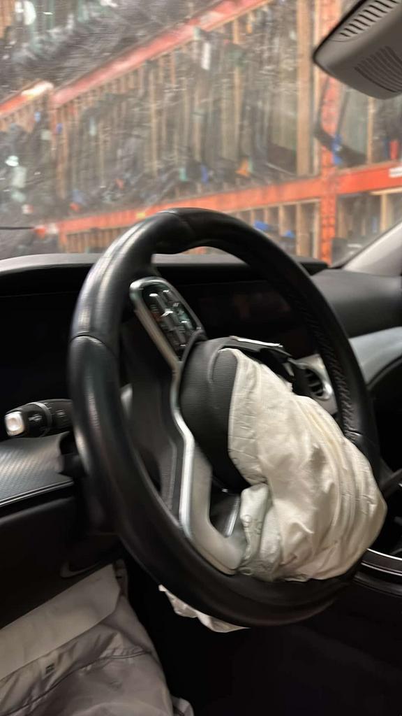 Mercedes E-klasse 2021 diesel 220000klm beschadigd, Auto's, Mercedes-Benz, Particulier, 200-Serie, Diesel, Berline, Ophalen