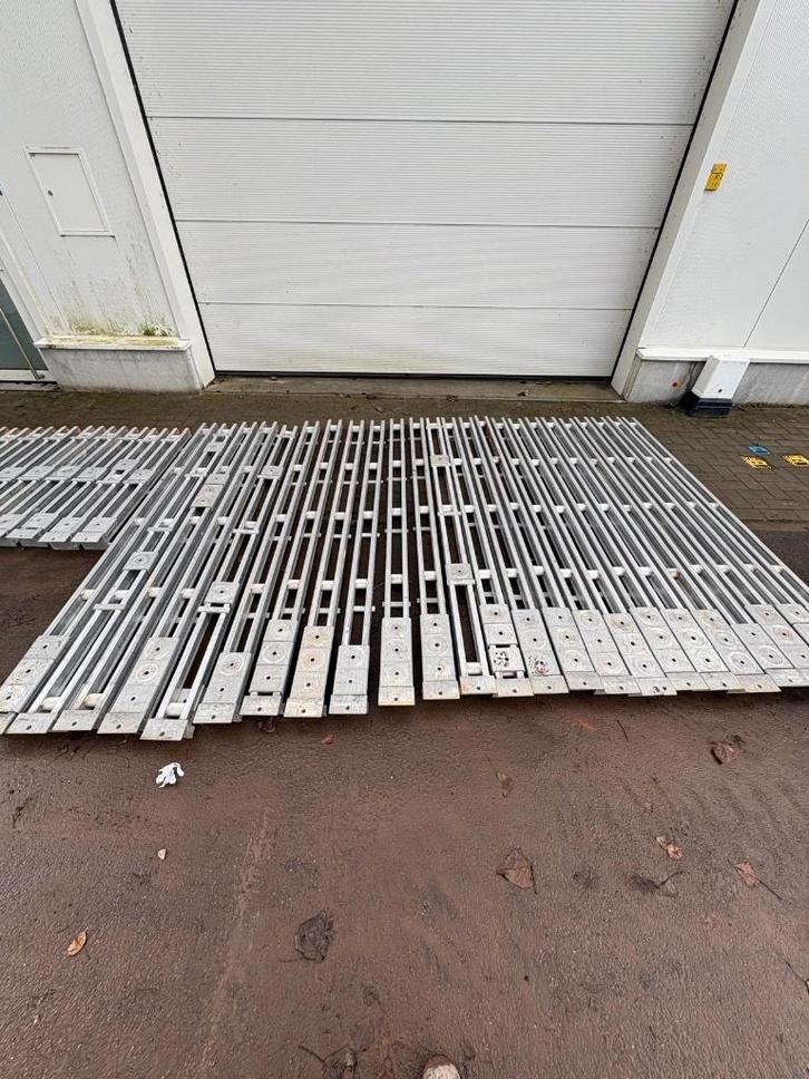 Alu hangstelling voor dakwerken, incl. toebehoren, Doe-het-zelf en Bouw, Steigers, Gebruikt, Daksteiger, Ophalen