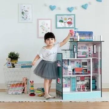 Houten poppenhuis voor kleine popjes met accessoires 