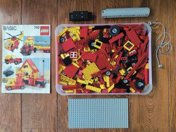LEGO 740 Basic Building Set ( Year 1985 )