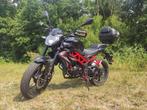 2024 - Benelli BN125 – Zo goed als nieuw – 1532 km – Met top, Motoren, Particulier, 125 cc, 11 kW of minder, 1 cilinder