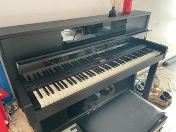 Piano numérique Roland LX-10F avec tabouret – Très bon état beschikbaar voor biedingen