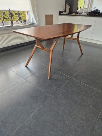 Eettafel dutchbone malaya 180 cm beschikbaar voor biedingen