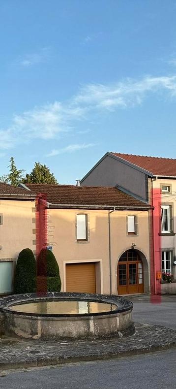 2 woningen met zwembad beschikbaar voor biedingen