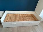 Bedbank IKEA met 2 lades. Kan uitgetrokken worden., Huis en Inrichting, Slaapkamer | Bedden, Ophalen, Zo goed als nieuw