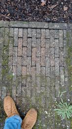 Klinkers - waalsteentjes, Ophalen, Beton, Klinkers