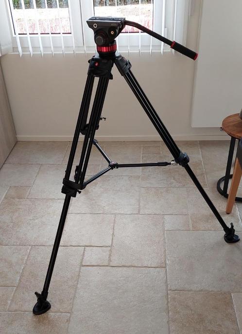 Manfrotto professioneel videostatief MVH502A + 546BK, Audio, Tv en Foto, Fotografie | Statieven en Balhoofden, Zo goed als nieuw