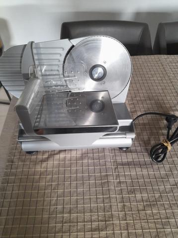 Snijmachine te koop beschikbaar voor biedingen