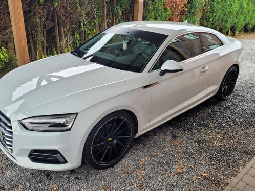 Audi a5 coupé blanche 100kw, Auto's, Audi, Particulier, Achteruitrijcamera, Lederen bekleding, Parkeercamera, Diesel, Coupé, Automaat