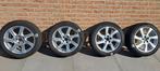 Winterbanden 215/50 R17, Auto-onderdelen, Banden en Velgen, Ophalen, Winterbanden