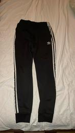 Addidas joggingbroek, Kleding | Dames, Leggings, Maillots en Panty's, Ophalen, Zo goed als nieuw, Maat 36/38 (S)