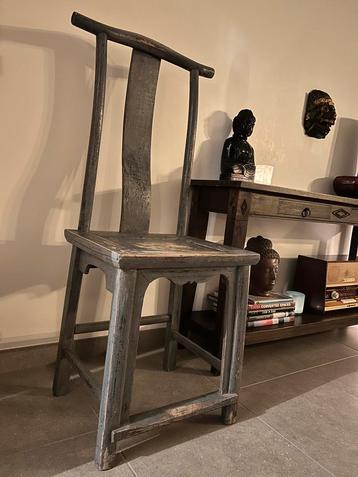 chaise chinoise, Enlèvement