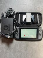 Nintendo switch v2 in zeer goede staat, Games en Spelcomputers, Ophalen, Zo goed als nieuw, Met 2 controllers, Switch 2019 Upgrade
