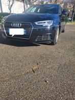 Audi A4 08/2018, Autos, 5 places, Carnet d'entretien, Noir, Break