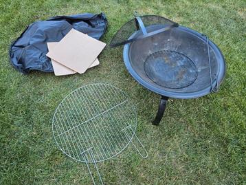 Compacte Vuurkorf / BBQ - opvouwbaar, mat zwart - NIEUW beschikbaar voor biedingen