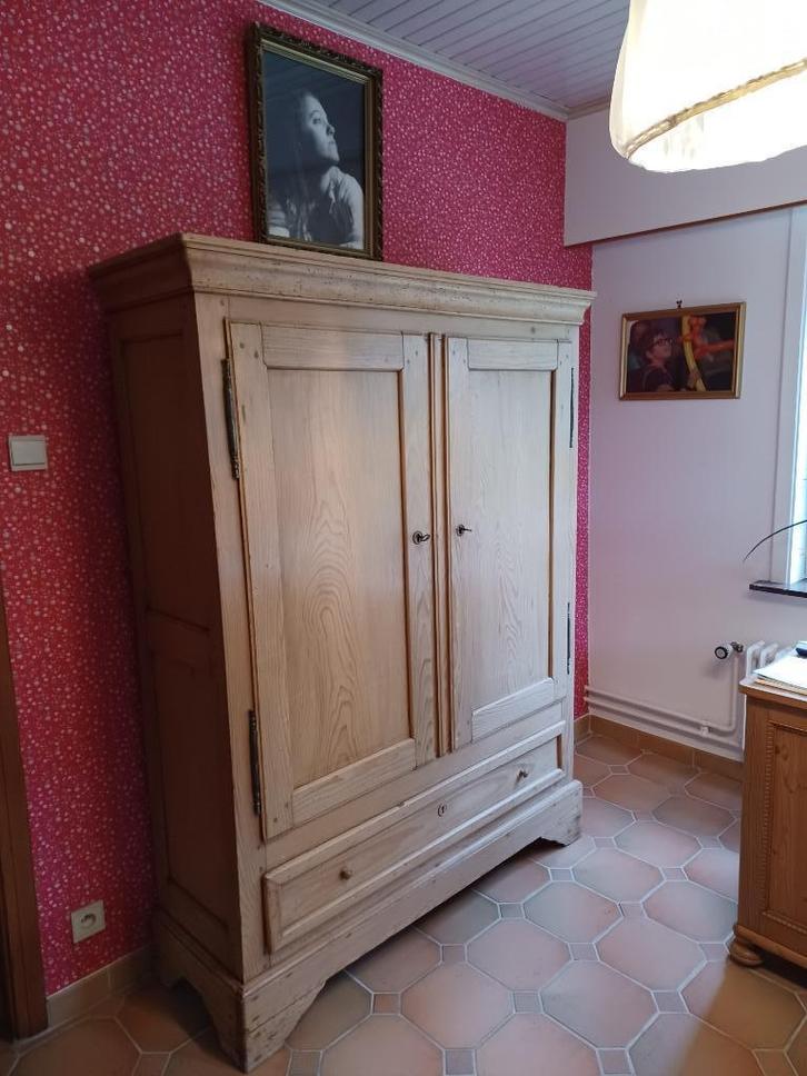 Prachtige antieke Boekenkast. Blankhout. Datering 1930. 550€, Antiek en Kunst, Antiek | Meubels | Kasten, Ophalen