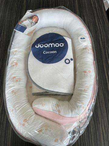 Doomoo nestje cocoon + pad beschikbaar voor biedingen
