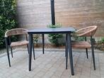 Tuintafel met 2 stoelen, Tuin en Terras, Tuintafels, Ophalen, Zo goed als nieuw, Vierkant, Aluminium
