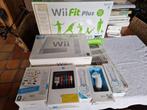 Wii fit plus + toebehoren, Zo goed als nieuw, Ophalen
