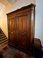 Grande armoire ancienne, Ophalen