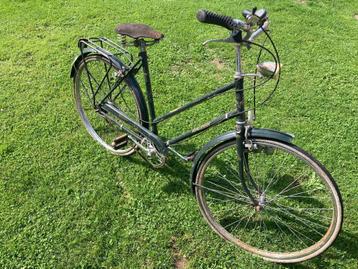 fiets beschikbaar voor biedingen