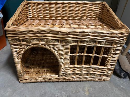 Panier en osier petit chien ou petit chat, Dieren en Toebehoren, Kattenmanden, Zo goed als nieuw, Ophalen
