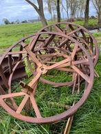 4 anciens roues métal additionnelles tracteur, Antiquités & Art, Curiosités & Brocante