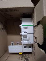 Schneider Vigi iC60 - aardlek hulpblok - 2P - 25A - 30mA, Doe-het-zelf en Bouw, Elektriciteit en Kabels, Ophalen, Nieuw, Schakelaar