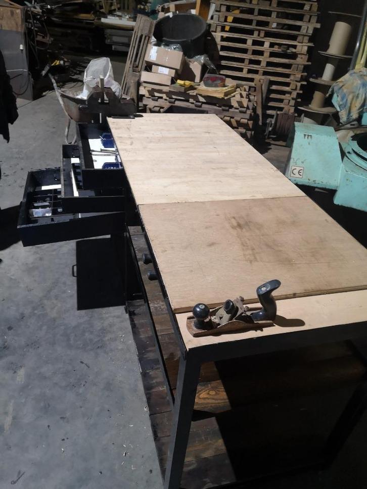 Werkbank gereedschapbank 1.76x0.69x0.88H, Bricolage & Construction, Boîtes à outils, Comme neuf, Enlèvement