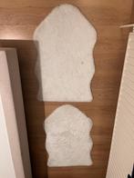 2 witte schapenvacht vloerkleden, Huis en Inrichting, Overige vormen, 50 tot 100 cm, Wit, Zo goed als nieuw