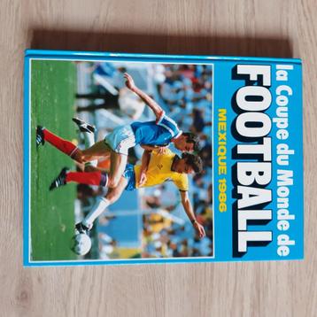 MEXICO WORLD CUP 1986 BOEK MET MEER DAN 200 bladzijden beschikbaar voor biedingen