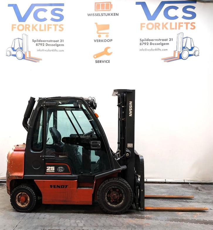 Nissan FD02A25Q, Articles professionnels, Machines & Construction | Chariots élévateurs & Transport interne, Chariot élévateur