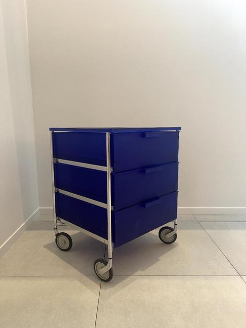Kartell Mobil 3 trolley kobaltblauw, Huis en Inrichting, Kasten | Ladekasten, Ophalen