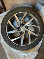 4x velgen Volvo V60 + 2 winterbanden Pirelli R18, Auto-onderdelen, Banden en Velgen, Ophalen, Winterbanden, Velg(en)