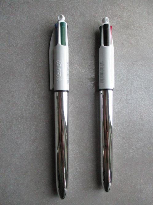 Bic pennen balpennen ,4 kleuren ,shine zilver met wit ,nieuw, Verzamelen, Pennenverzamelingen, Nieuw, Balpen, Overige merken, Ophalen of Verzenden