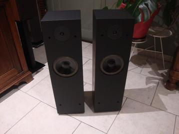 IK BEN OSIRIS... ZEER MOOIE CONDITIE... beschikbaar voor biedingen