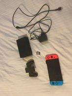 Nitendo switch OLED + animal crossing, Games en Spelcomputers, Spelcomputers | Nintendo Switch, Met games, Met 2 controllers, Zo goed als nieuw