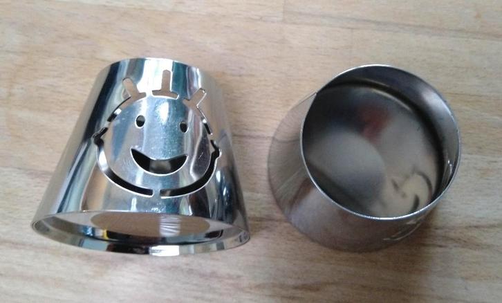 Vier verchroomde kaarshouders, Huis en Inrichting, Woonaccessoires | Kandelaars en Kaarsen, Kandelaar, Minder dan 25 cm, Metaal