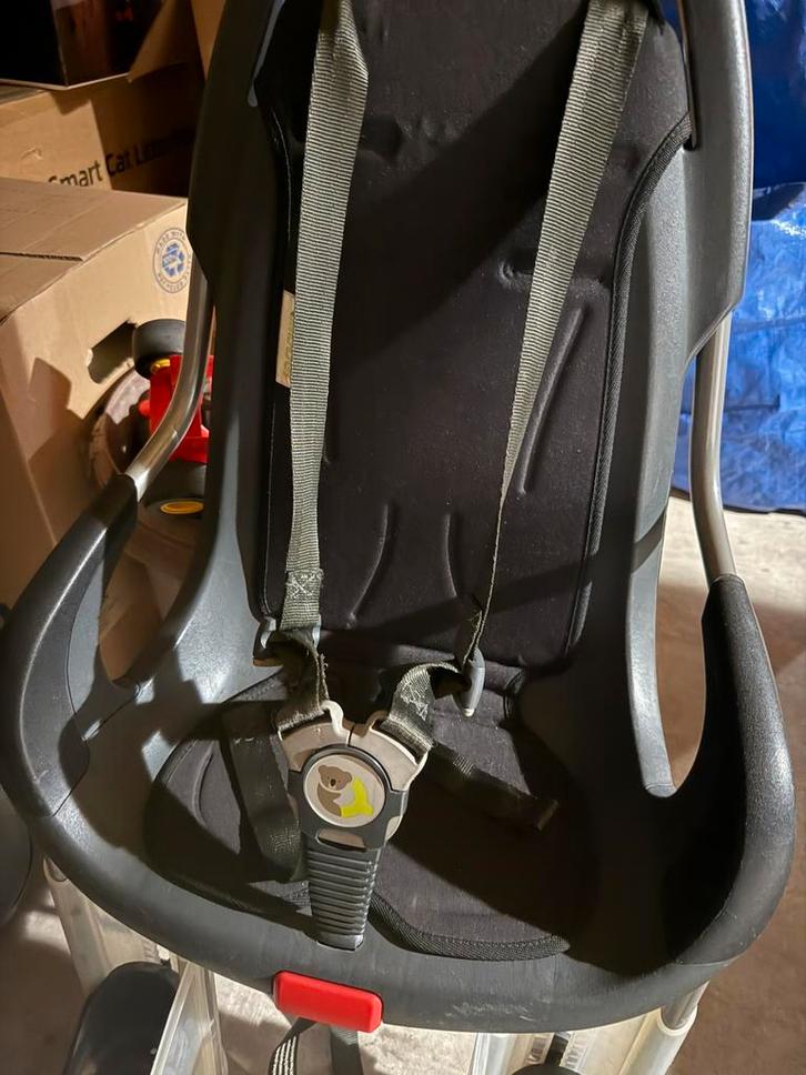 Qibbel fietsstoel (achteraan), Fietsen en Brommers, Fietsaccessoires | Fietsstoeltjes, Ophalen