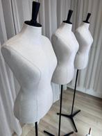 Modepoppen buste en voetstuk x4, Articles professionnels, Stock & Retail | Franchise, Revente & Distribution, Enlèvement