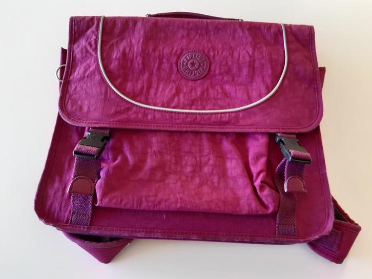 Kipling boekentas, Handtassen en Accessoires, Tassen | Schooltassen, Zo goed als nieuw, Aktetas of Boekentas, 30 tot 40 cm, Minder dan 30 cm