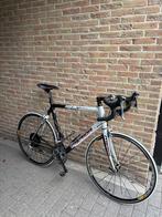 Merida racefiets white/black, Fietsen en Brommers, Fietsen | Racefietsen, Ophalen