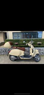 Vespa 250 cc à vendre, Motos, Motos | Piaggio, Particulier