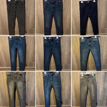 Set jeansbroeken (9 stuks) in uitstekende staat! beschikbaar voor biedingen