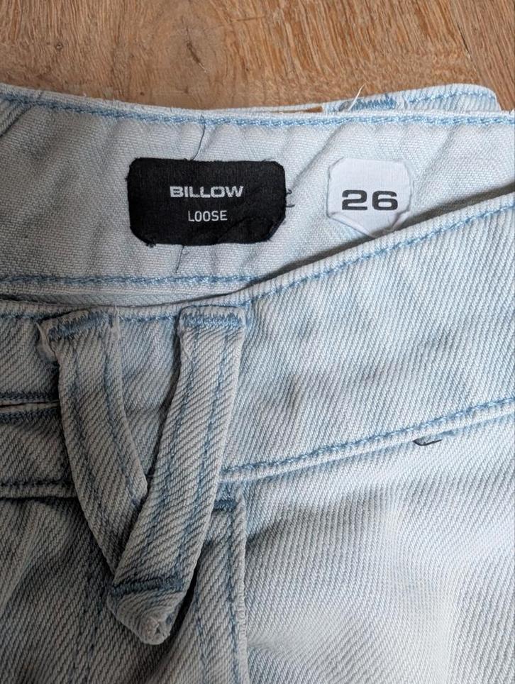 lichtblauwe jeans VOLCOM Billow Loose maat 26, Kleding | Heren, Spijkerbroeken en Jeans, Gedragen, Ophalen